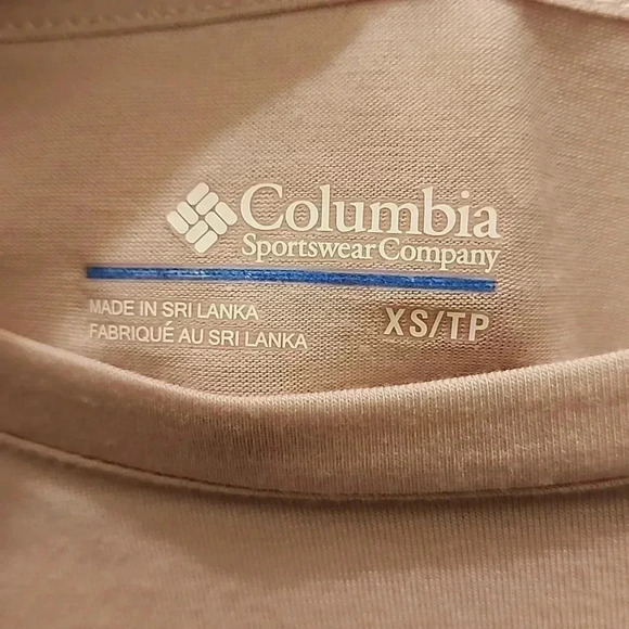 Columbia Sportswear mid-weight top-size XS- NWOT-light pink- excellent condition - Picture 2 of 3